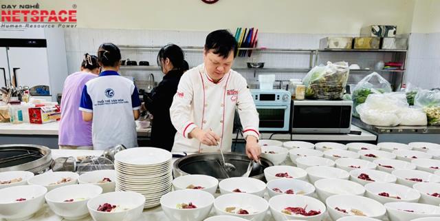 Lan tỏa yêu thương - Kết nối giá trị nhân văn